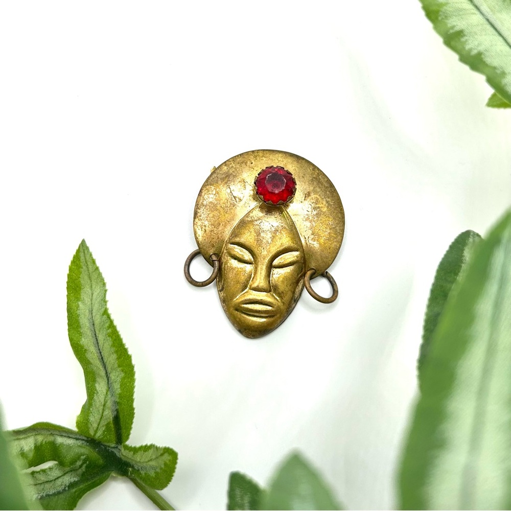 Vintage 1960s African-inspired Tribal Brass Face Brooch Pin